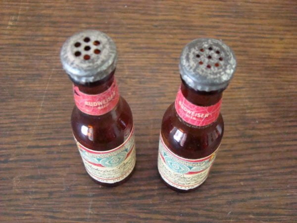 Budweiser Beer Mini Bottle Salt & Pepper Shaker Set Top