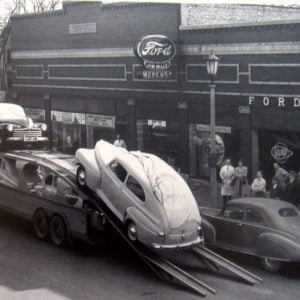 1945 The First Fords Arrive At Dealer