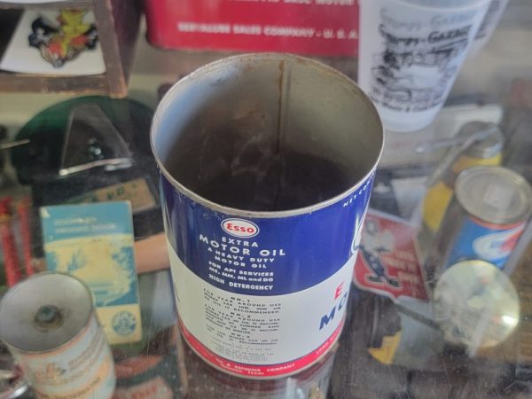 Esso Extra Motor Oil Can Quart Top