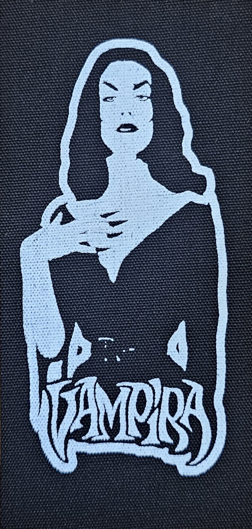 Vampira Glamor Ghoul