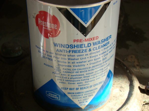 Prestone Windshield Wash Anti-Freeze & Cleaner Back