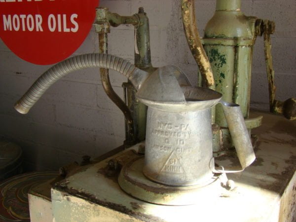 Swing Spout Oil Can