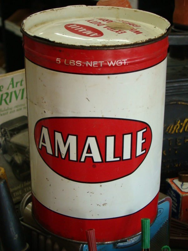 Amalie Extra Heavy Duty Wheel Bearing Grease Can, 5 Pound Front