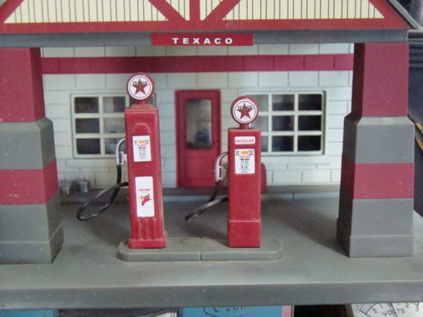 K-Line K-40731 Texaco Gas Station Pumps