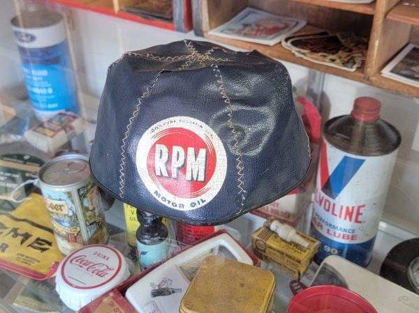 RPM Motor Oil Attendant Cap