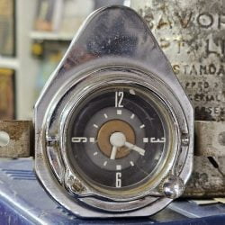 1951 Dash Clock, Early