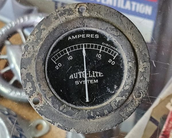 AUTO-LITE Nagel Ammeter, 20/20