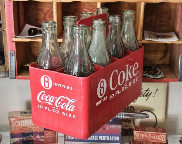 Coca-Cola Plastic 8-Pack Holder Side