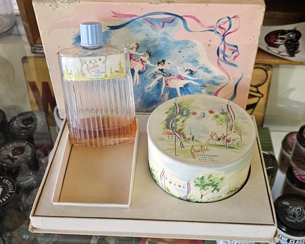 Frolic Eau De Cologne Cheramy Box Set Bottle