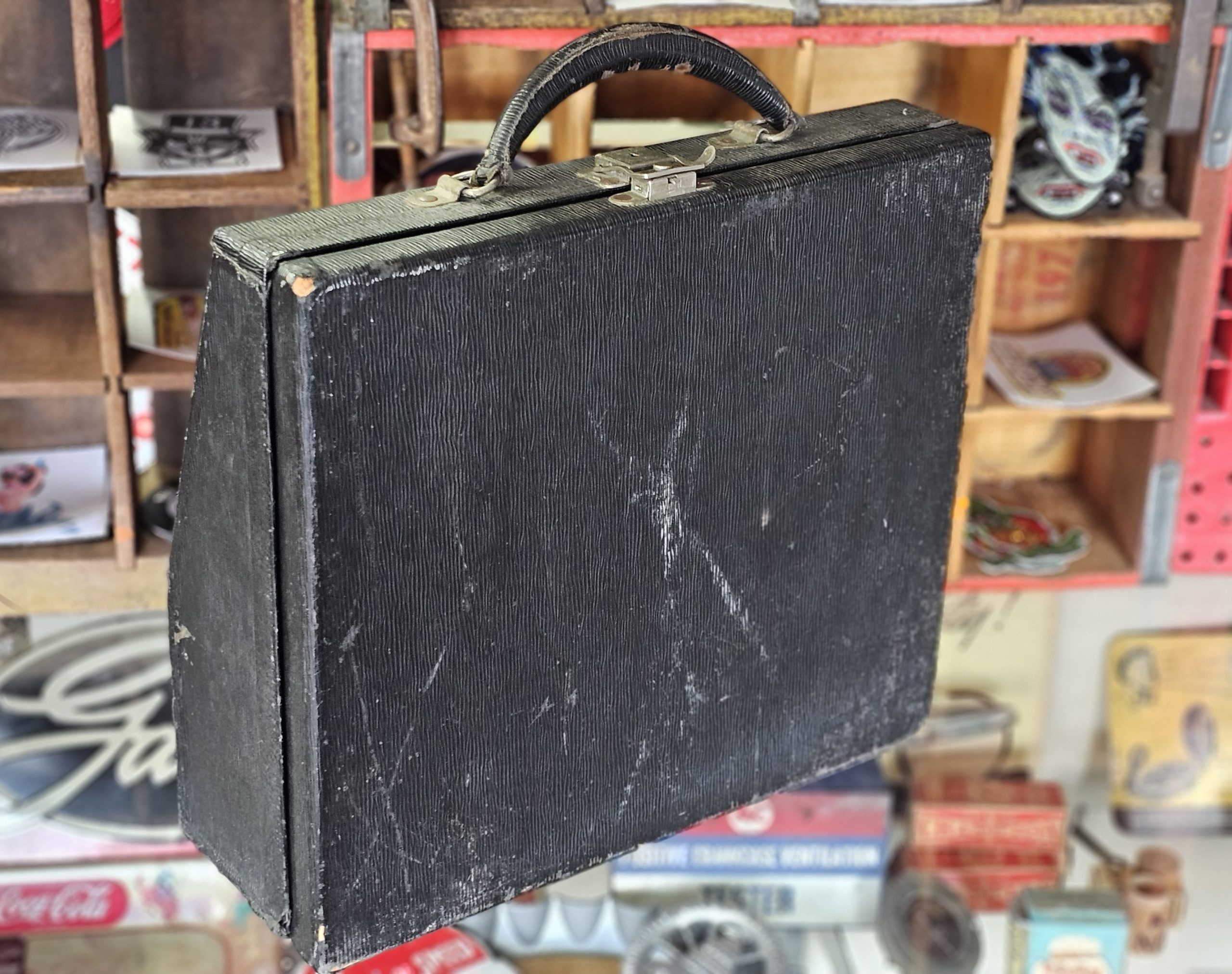 Corona Model 4 Typewriter Carry Case Standing