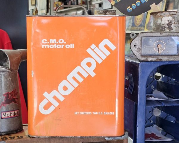 Champlin C.M.O. Motor Oil Can