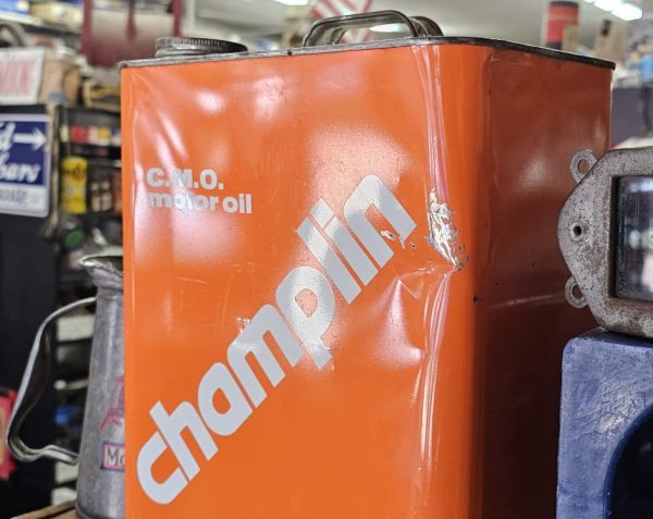 Champlin C.M.O. Motor Oil Can Back Dent