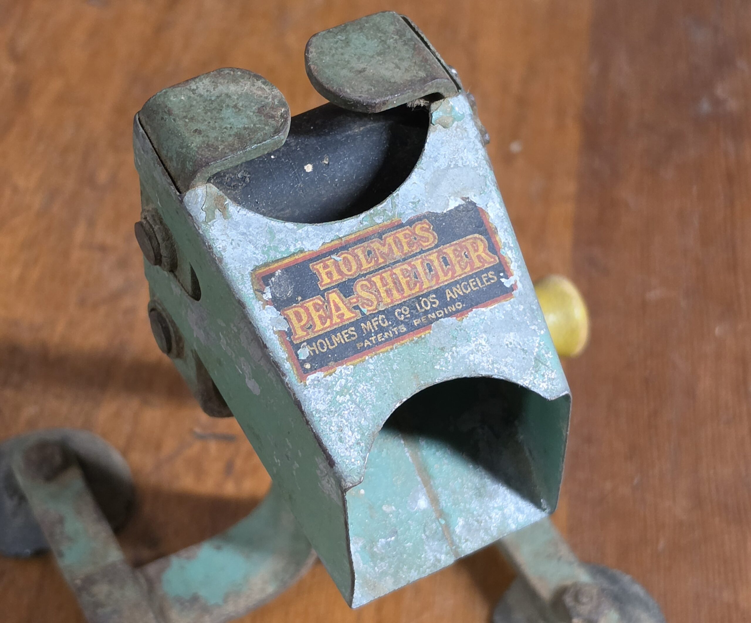 Holmes Pea Sheller Original Decal