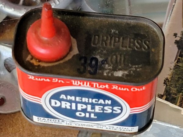 American Dripless Oil Tin Top