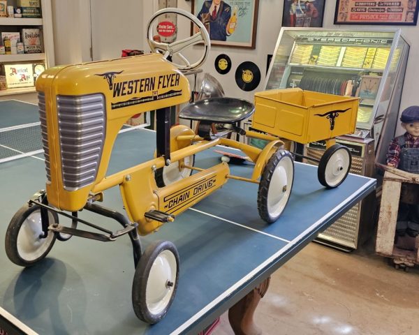 Western Flyer Chain Drive Tractor & Trailer Left Front