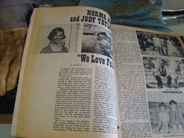 Country Song Roundup Magazine, March 1969 Open