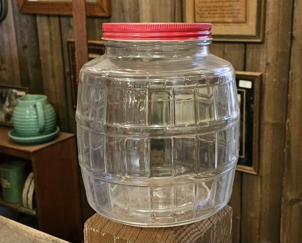 Kitchen Countertop Jar Red Lid