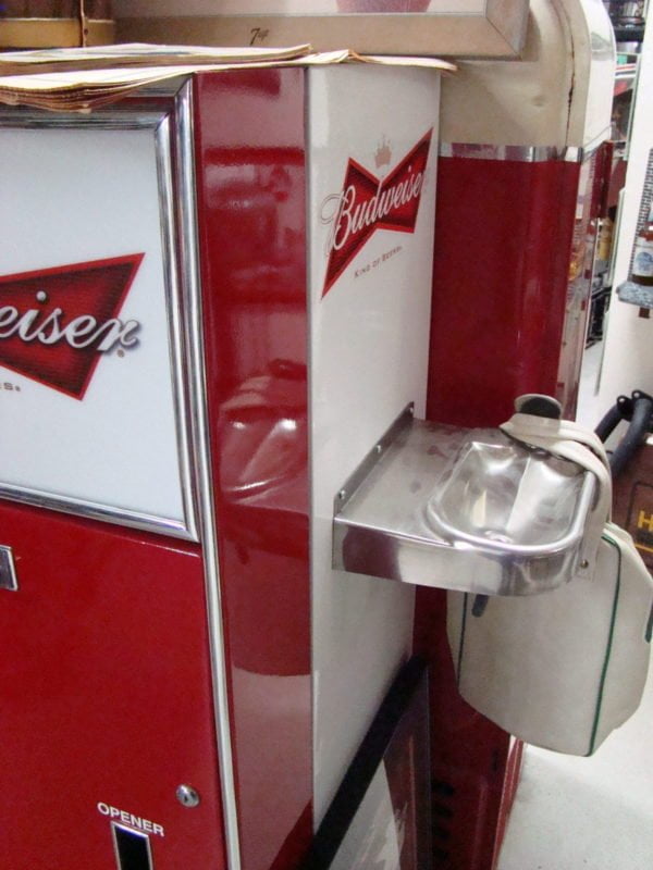 Budweiser 'King Of Beers' Machine Right