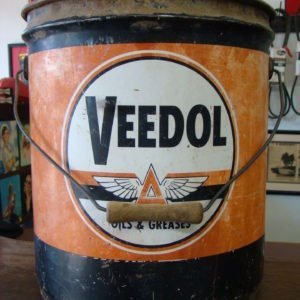 Veedol Oils Greases 35 LB Can