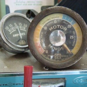 Stewart Warner Motor Minder Vacuum Gauge