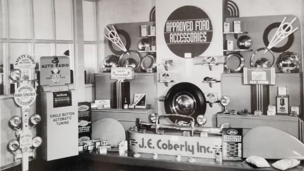 1940 Ford Accessory Display