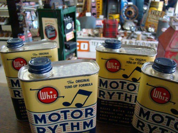 Motor Rythm 'Whiz' Original Tune-Up Formula Can Top