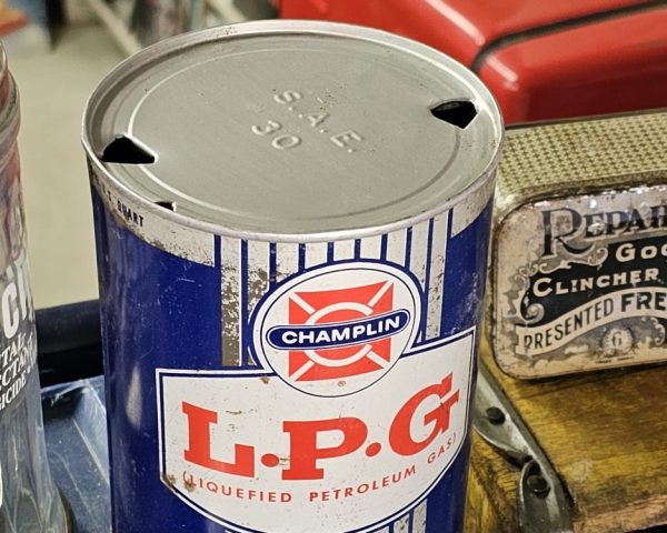 Champlin L.P.G. Motor Oil Can, Quart Top