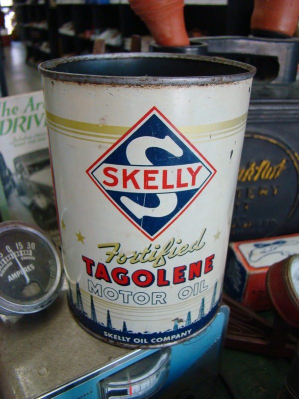 Skelly Fortified Tagolene Motor Oil Can, Quart