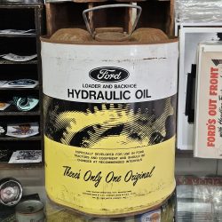 Ford Hydraulic Oil Can