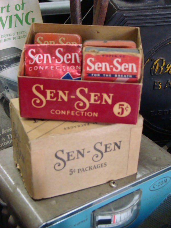 Sen-Sen Confection Display With Cardboard Box