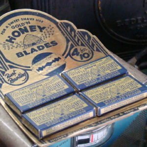 Gold'n Honey Shaving Blades RARE Small Store Display