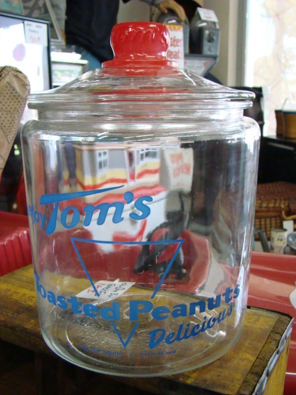 Enjoy Toms Toasted Peanuts Delicious Glass Jar Complete