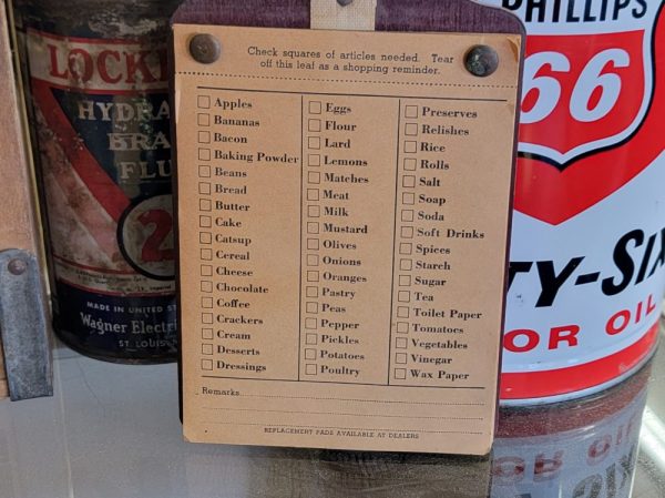 1950s Mammy Wood Shopping Reminder Board Pad