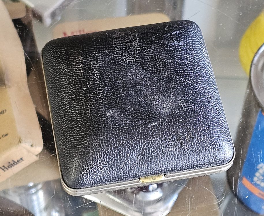 Elgin Wind Up Travel Alarm Clock Bottom