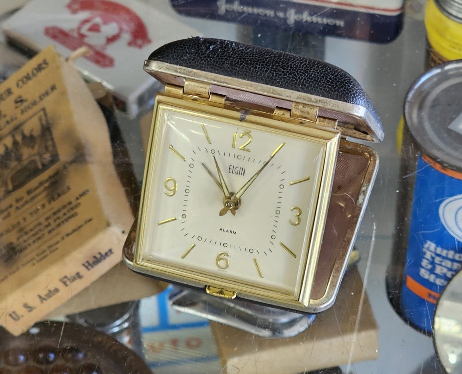 Elgin Wind Up Travel Alarm Clock