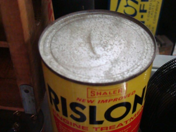 Rislone Engine Treatment Can Top