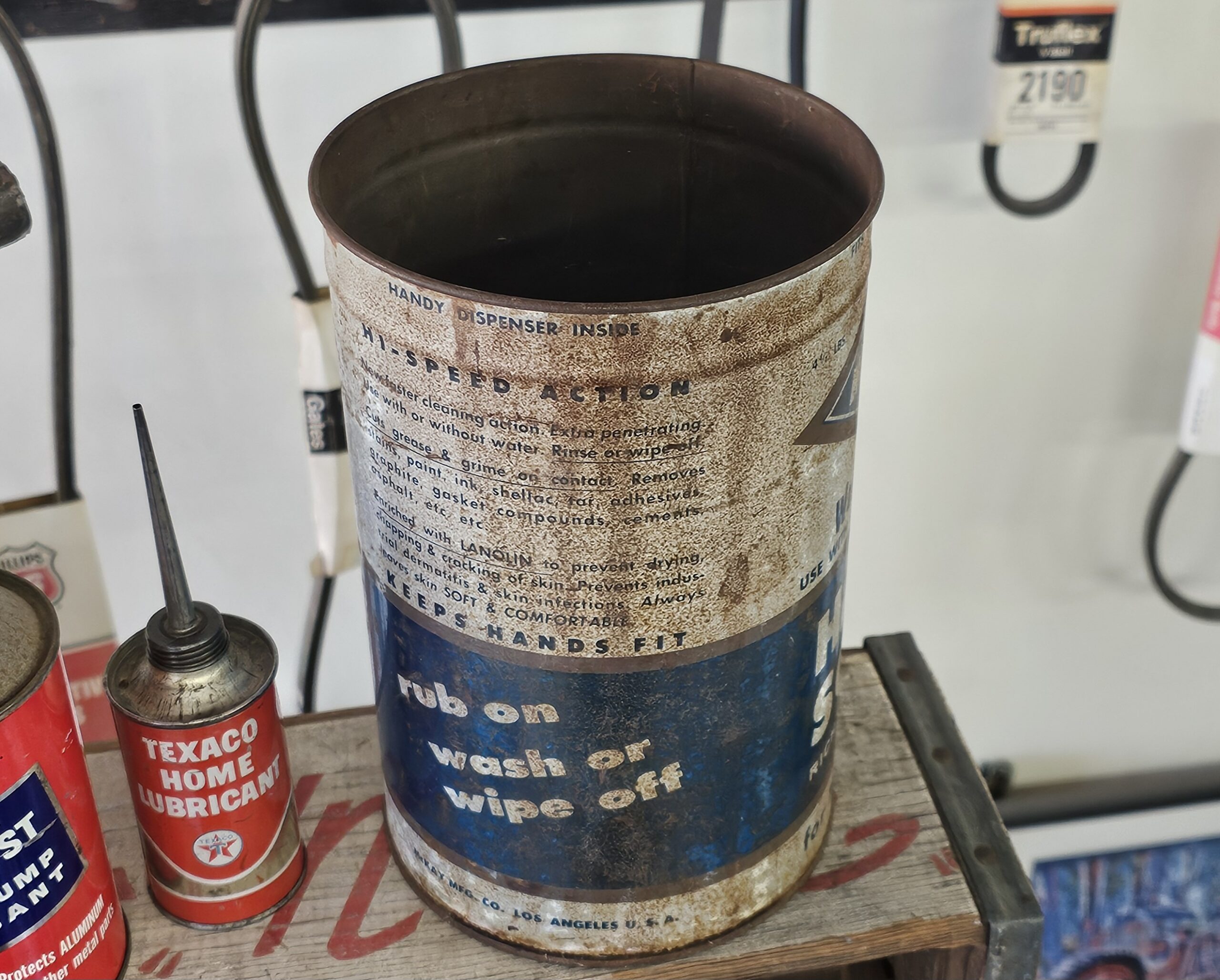 McKay Hand Soap For Mechanics Can No Top