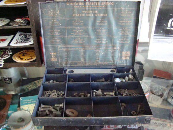 Genuine Wickwire Starter Spring Bolt And Washer Assortment Cabinet Open