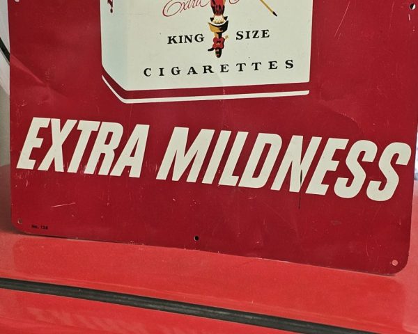 Cavalier King-Size Cigarettes Sign Bottom