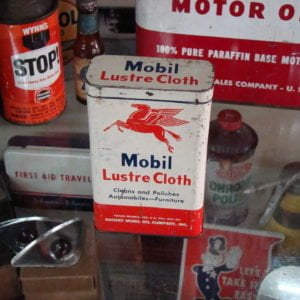 Mobil Lustre Cloth Tin