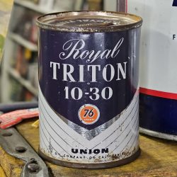 Union 76 10-30 Triton Motor Oil Can Bank