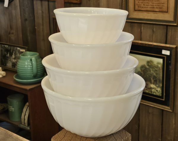 Fire-King White Nesting Bowl Set