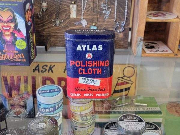 Atlas Polishing Cloth Tin