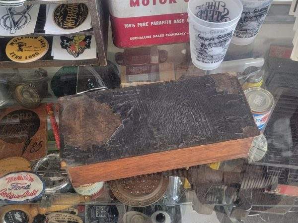 Vintage Oak Wood Cigar Box Bottom