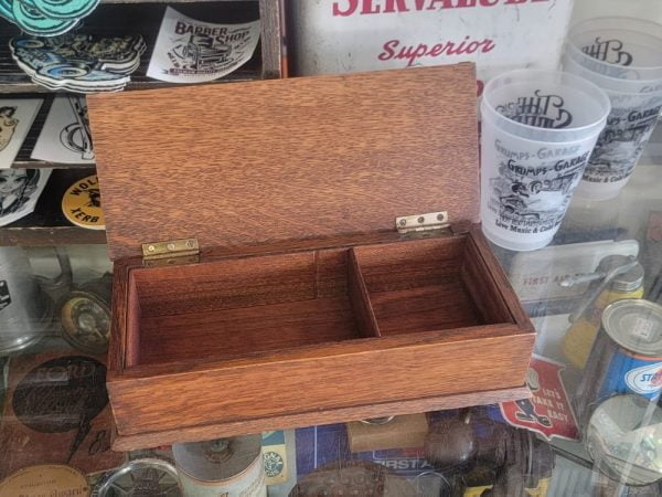 Vintage Oak Wood Cigar Box Open