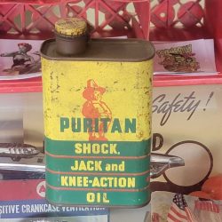 Puritan Shock Jack And Knee-Action Oil Tin