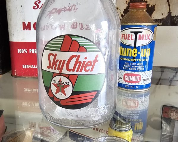 Texaco Sky Chief Oil Bottle, One Quart Logo