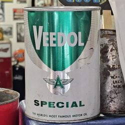 Veedol Special Motor Oil Can, Quart