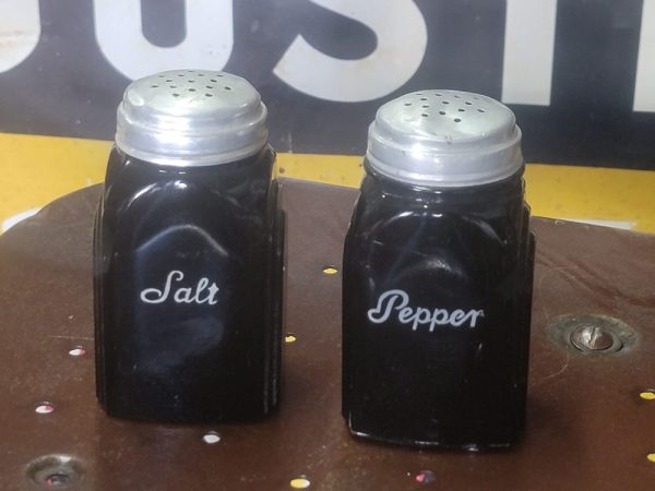 Black Glass Roman Arch Salt Pepper Shaker Set