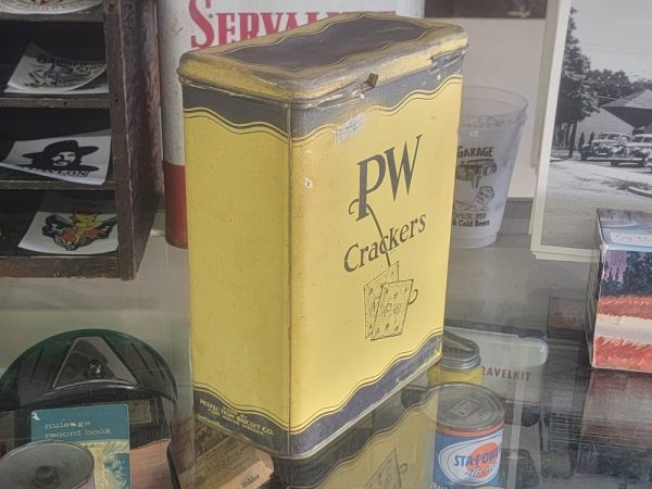 PW Crackers Tin Side